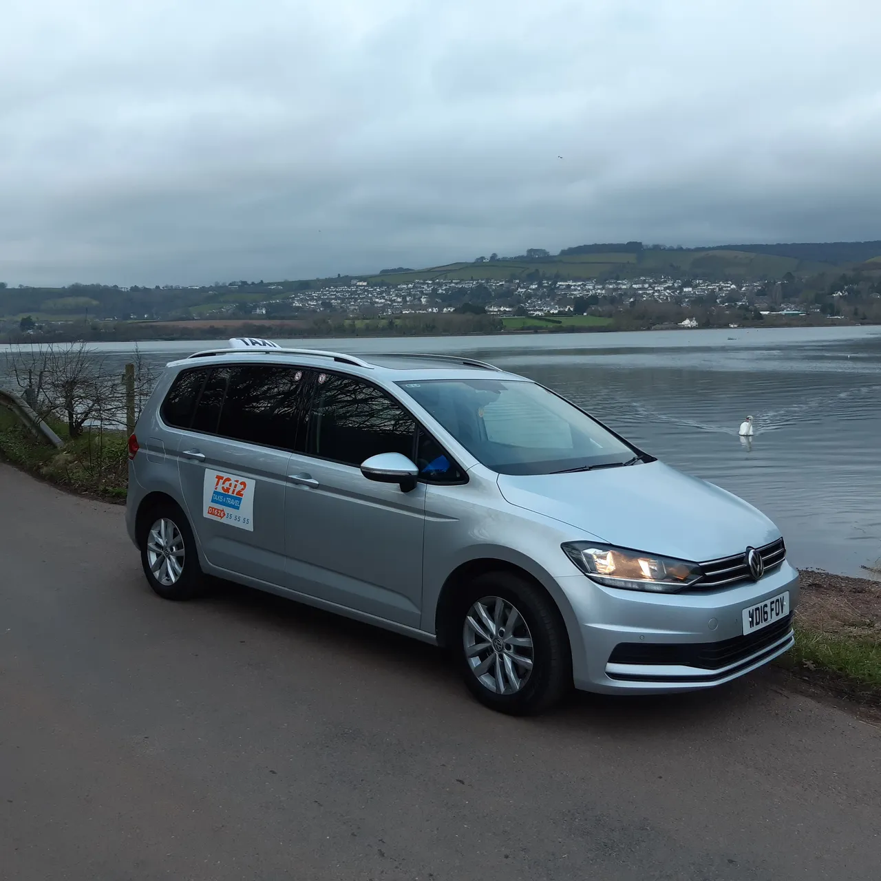 6 Seater Taxi
